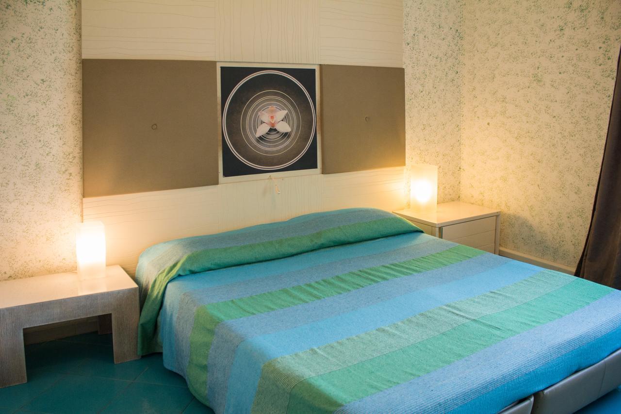 Albergo Villa Anna Anzio Exteriör bild